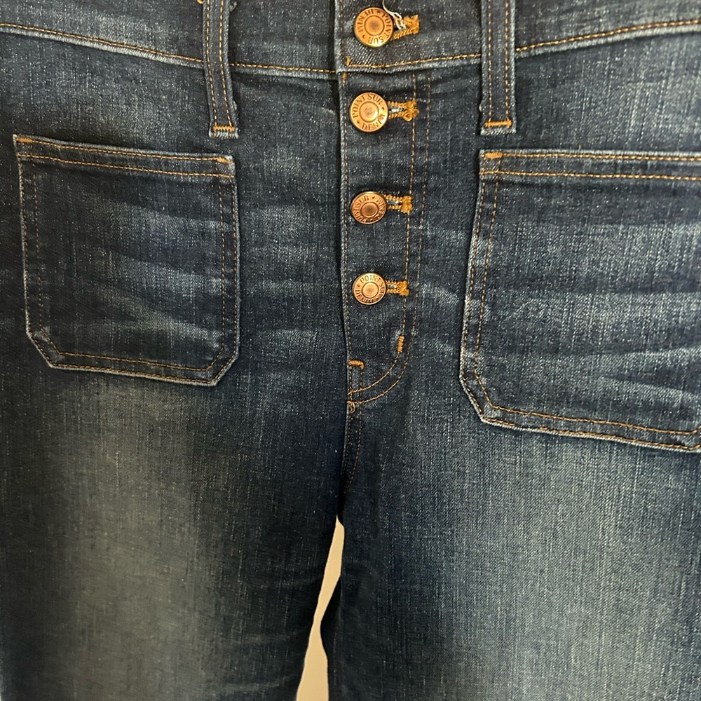 Stylish Blue Denim Jeans with Button Fly By POINT SUR ladies 29